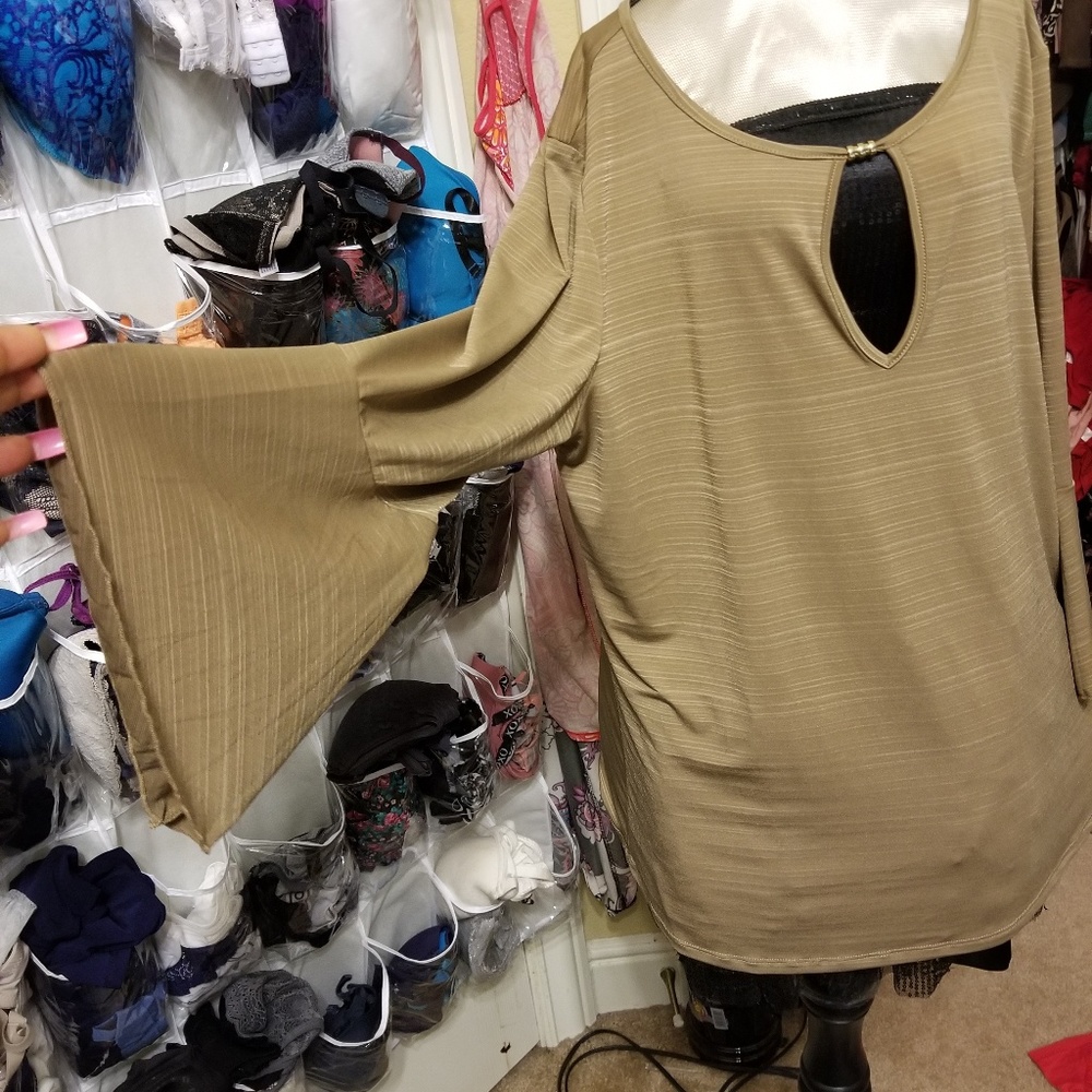 Blouse  new